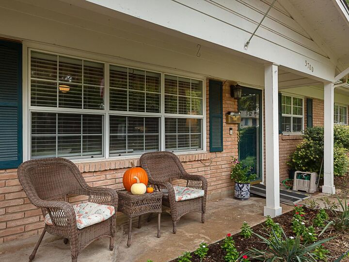 Property Photo: 3700 Bonnie Road TX 78703