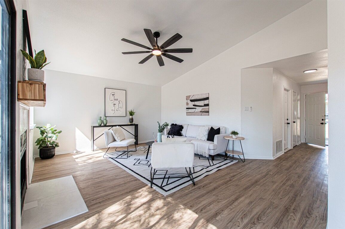 Property Photo: 1305 Dominique Drive TX 78753