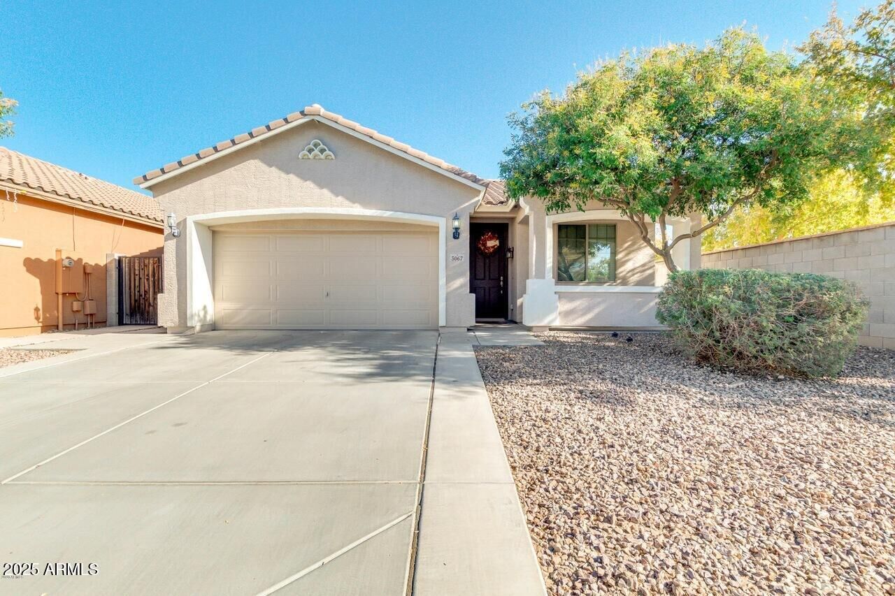 Property Photo: 3067 S Sailors Way AZ 85295
