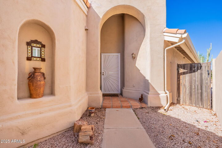 Property Photo: 6546 E Sugarloaf Street AZ 85215
