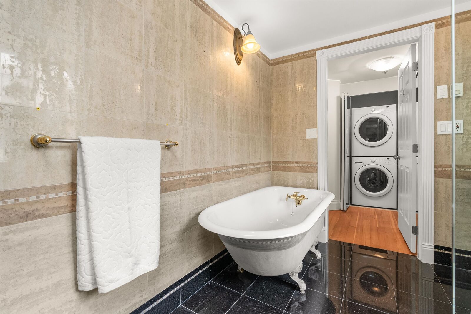 Property Photo:  1311 Beach Avenue 307  BC V6E 1V6 