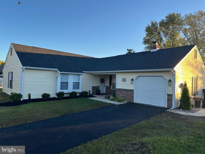 Property Photo:  146 Arbor Meadow Drive  NJ 08081 