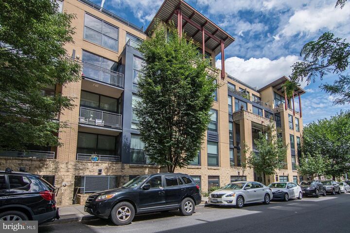 2301 Champlain Street NW 414  Washington DC 20009 photo