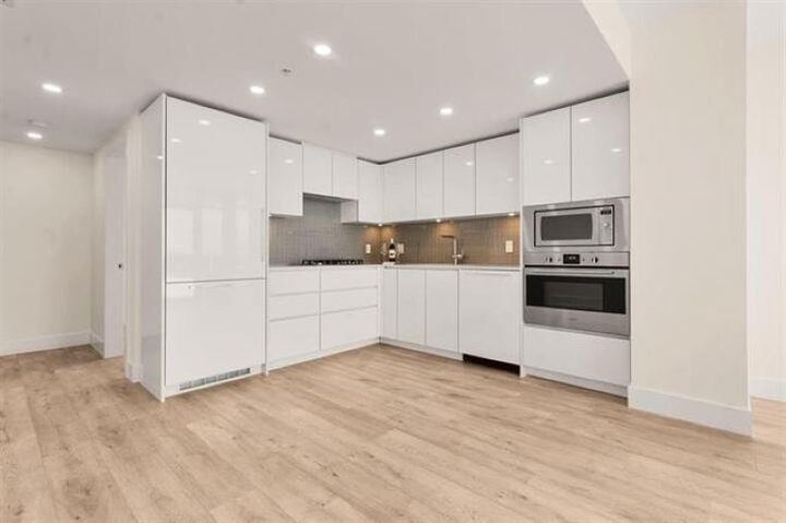 Property Photo: 10428 North Whalley Boulevard North 2502 BC V3T 1W6