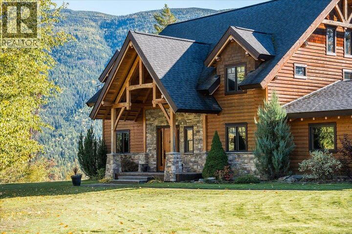 Photo de la propriété: 127 Grizzly Place BC V1N 4T5