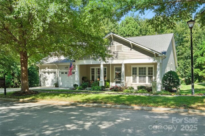 Property Photo: 1314 Sarandon Drive NC 28104