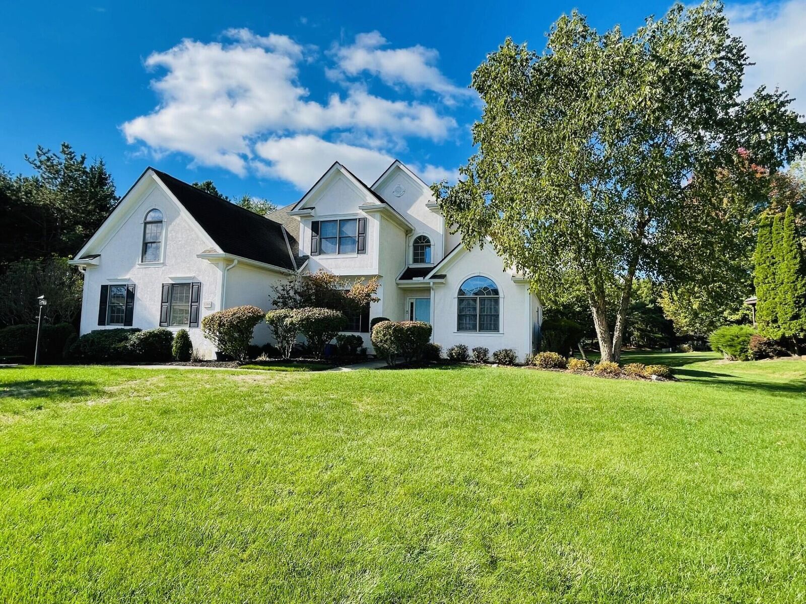 Property Photo:  5386 Medallion W Drive  OH 43082 