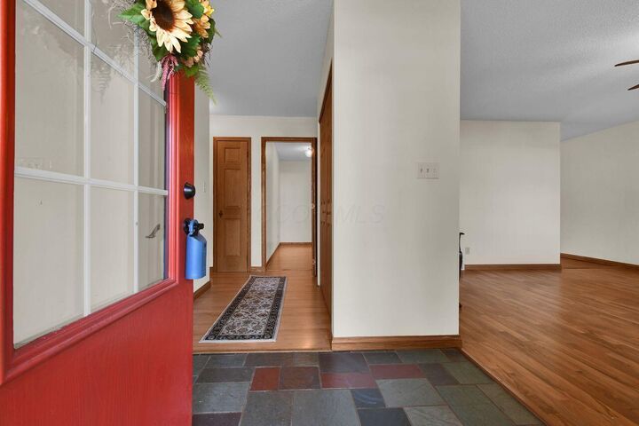 Property Photo: 49 Kenwick Circle OH 43023