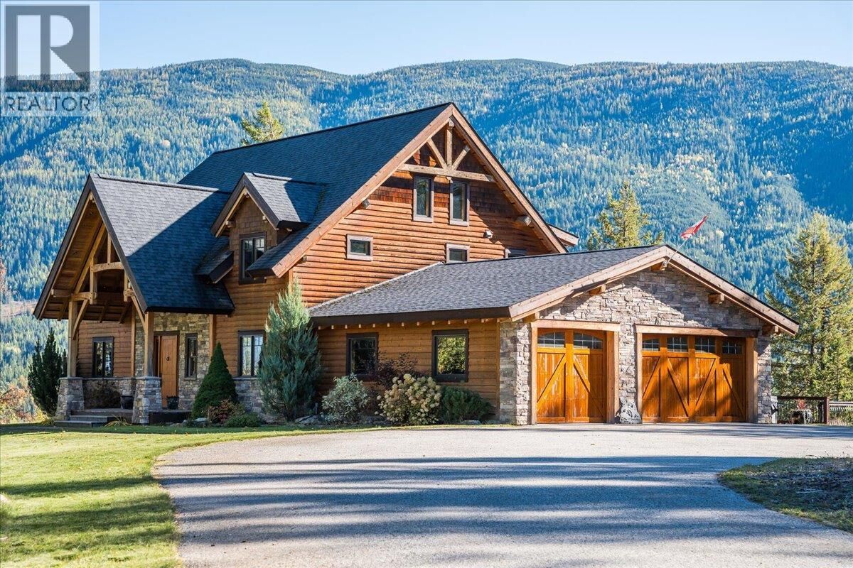 Property Photo: 127 Grizzly Place BC V1N 4T5