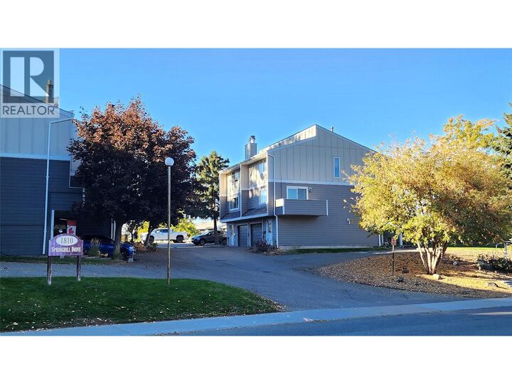 Photo de la propriété: 1810 Springhill Drive 10 BC V2E 1P9