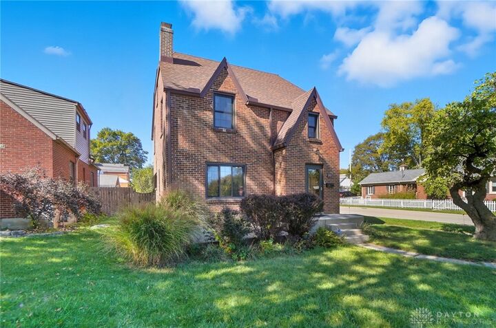 Property Photo: 2701 Aerial Avenue OH 45419