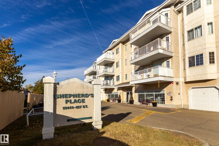 Property Photo: 13441 127 Street NW 437 AB T5L 5B6