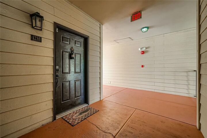 Property Photo:  3777 Peachtree Road NE 1235  GA 30319