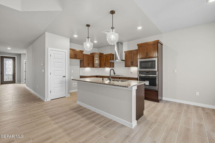 Property Photo:  780 Paseo Dulce Avenue  TX 79928 