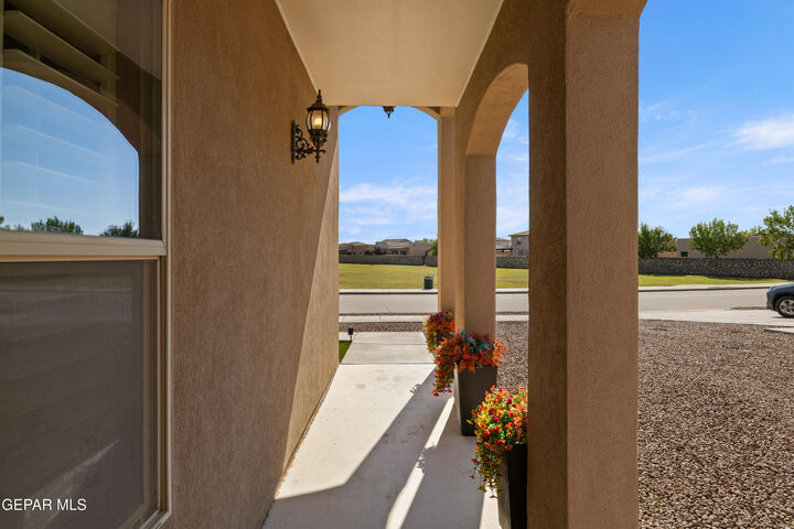 3725 Loma Dante Drive  El Paso TX 79938 photo