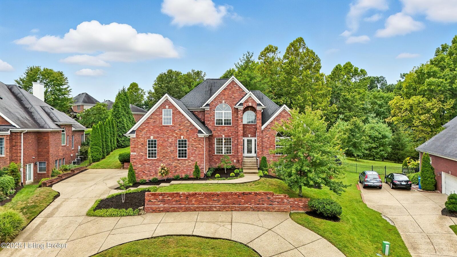 Property Photo:  18410 Shallowford Ln  KY 40245 