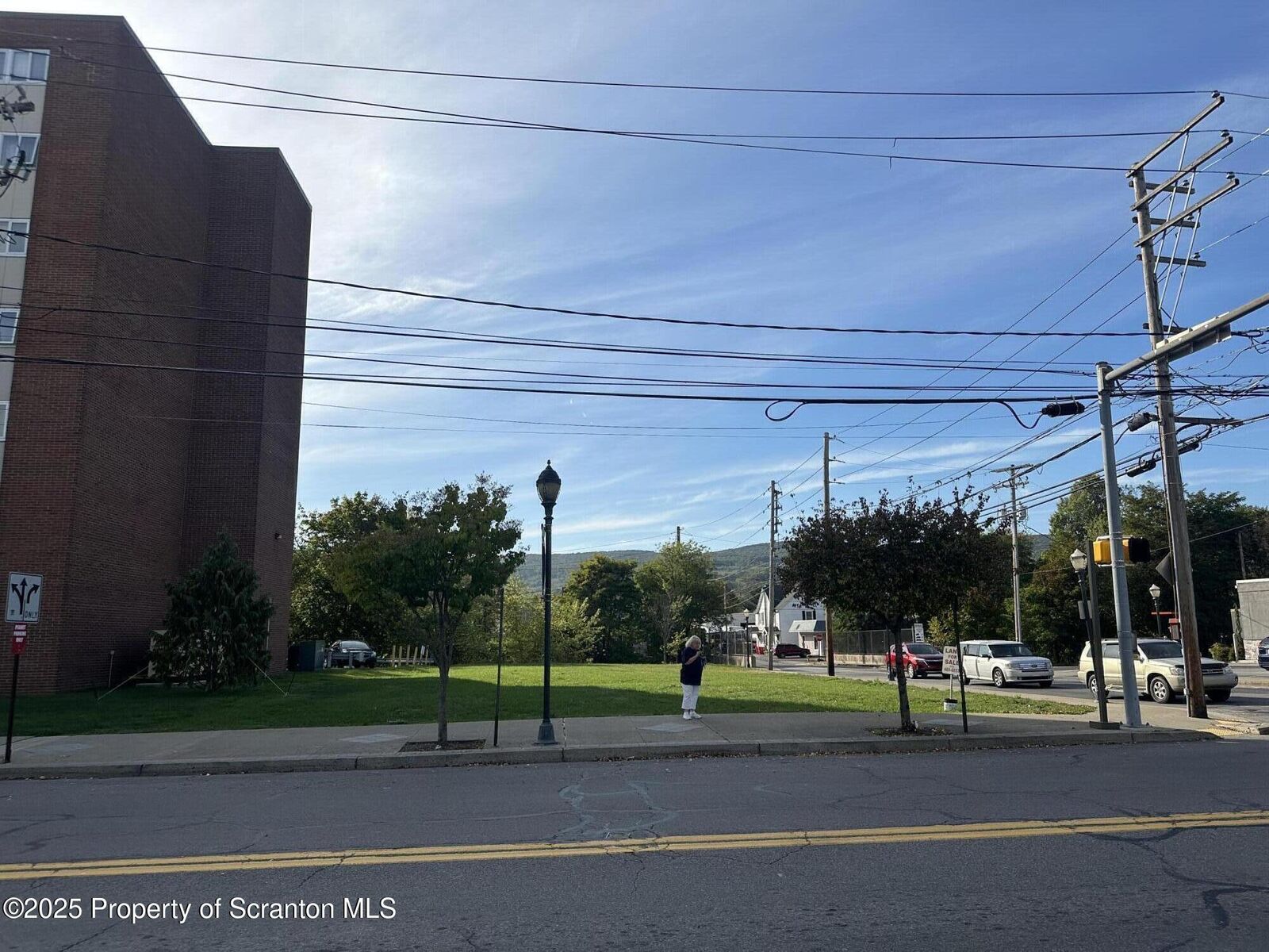 Property Photo: 48 S Main Street S PA 18407