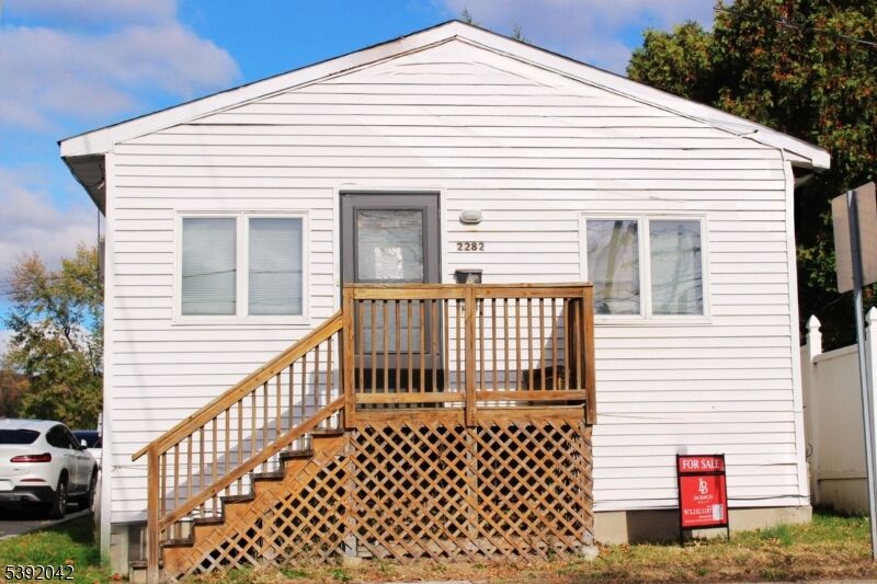 Property Photo:  2282 Springfield Ave  NJ 07088 
