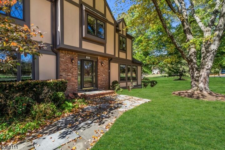 Property Photo:  1053 Hillcrest Dr  NJ 08853 