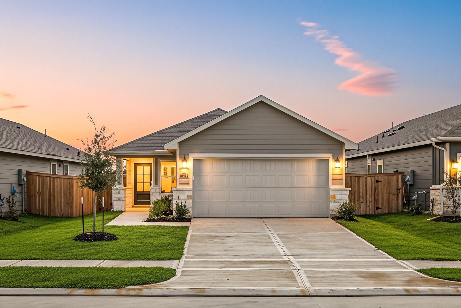 Property Photo: 2615 Cactus Ranch Lane TX 77532