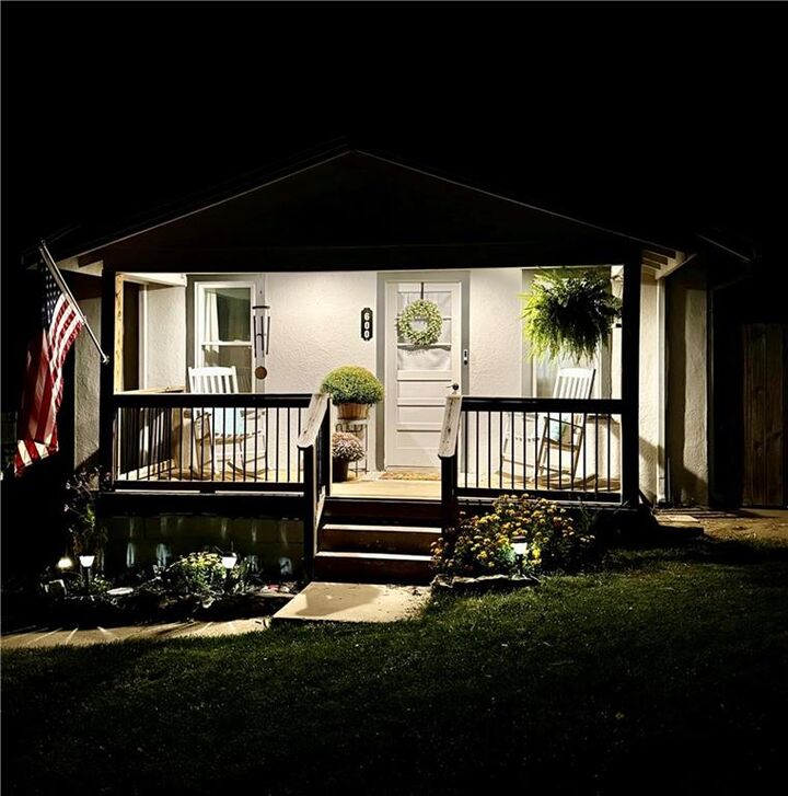Property Photo:  600 Centralia Avenue  MO 64024 