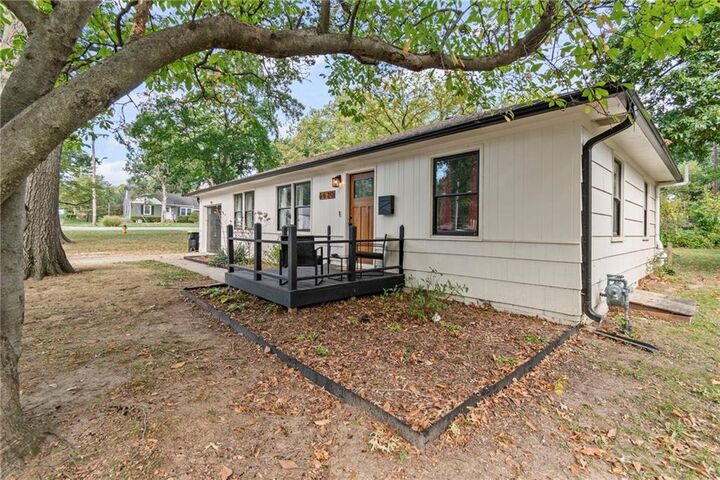 Property Photo:  6620 W 56th Street  KS 66202