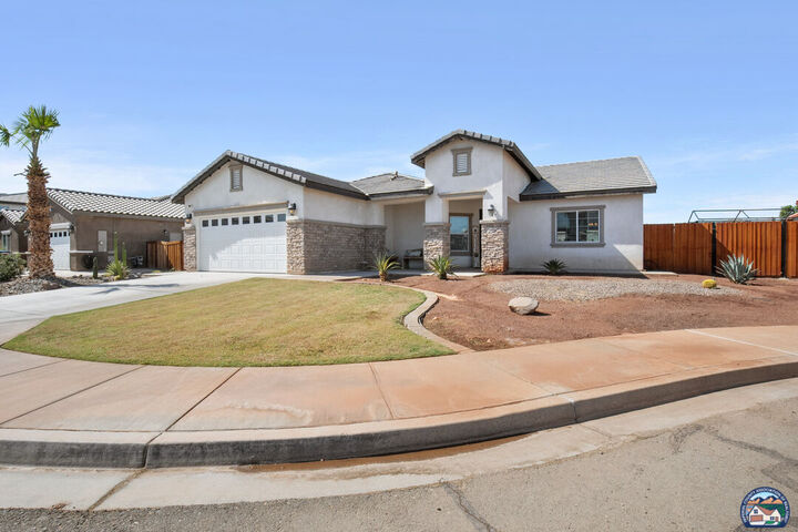 Property Photo: 2341 Marlene Ave CA 92251