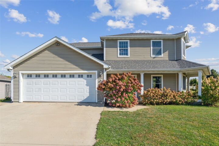 Property Photo:  778 182nd Avenue  IA 50219