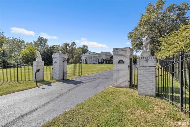 Property Photo:  1711 Old Plank Road  IN 47630 