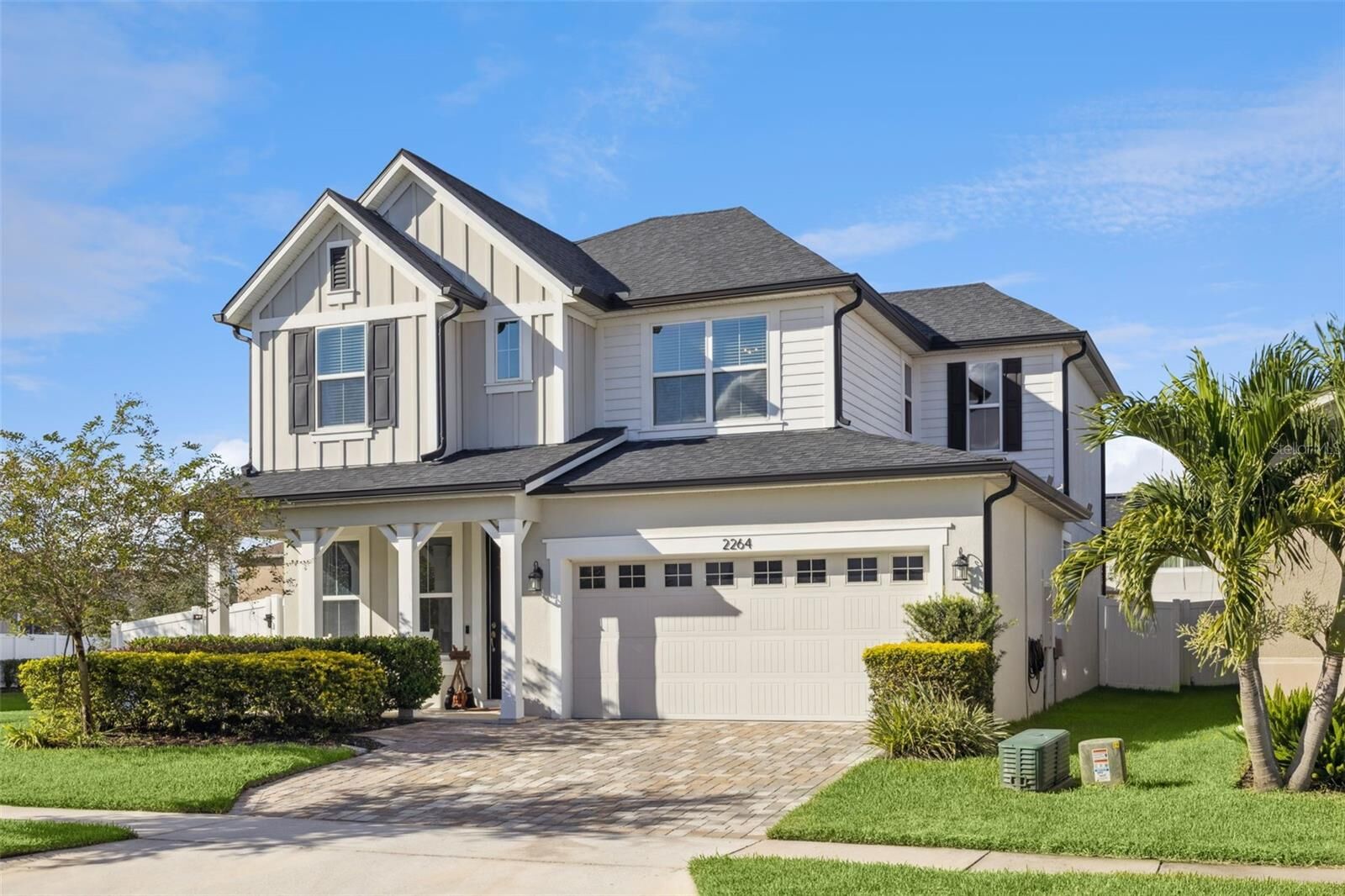 Property Photo: 2264 Farnham Drive FL 34761