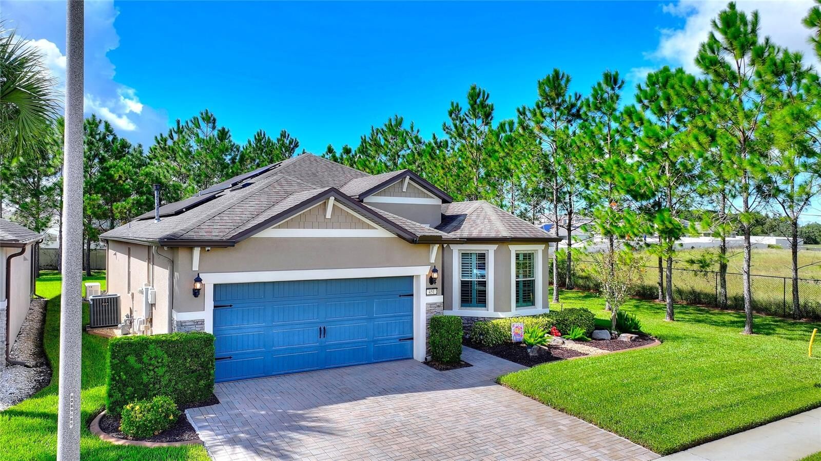 Property Photo:  451 Palencia Place  FL 33837 