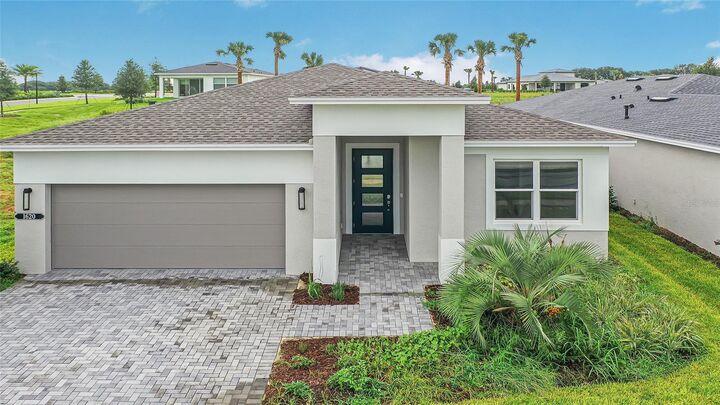 1620 Bellagio Loop  Tavares FL 32778 photo