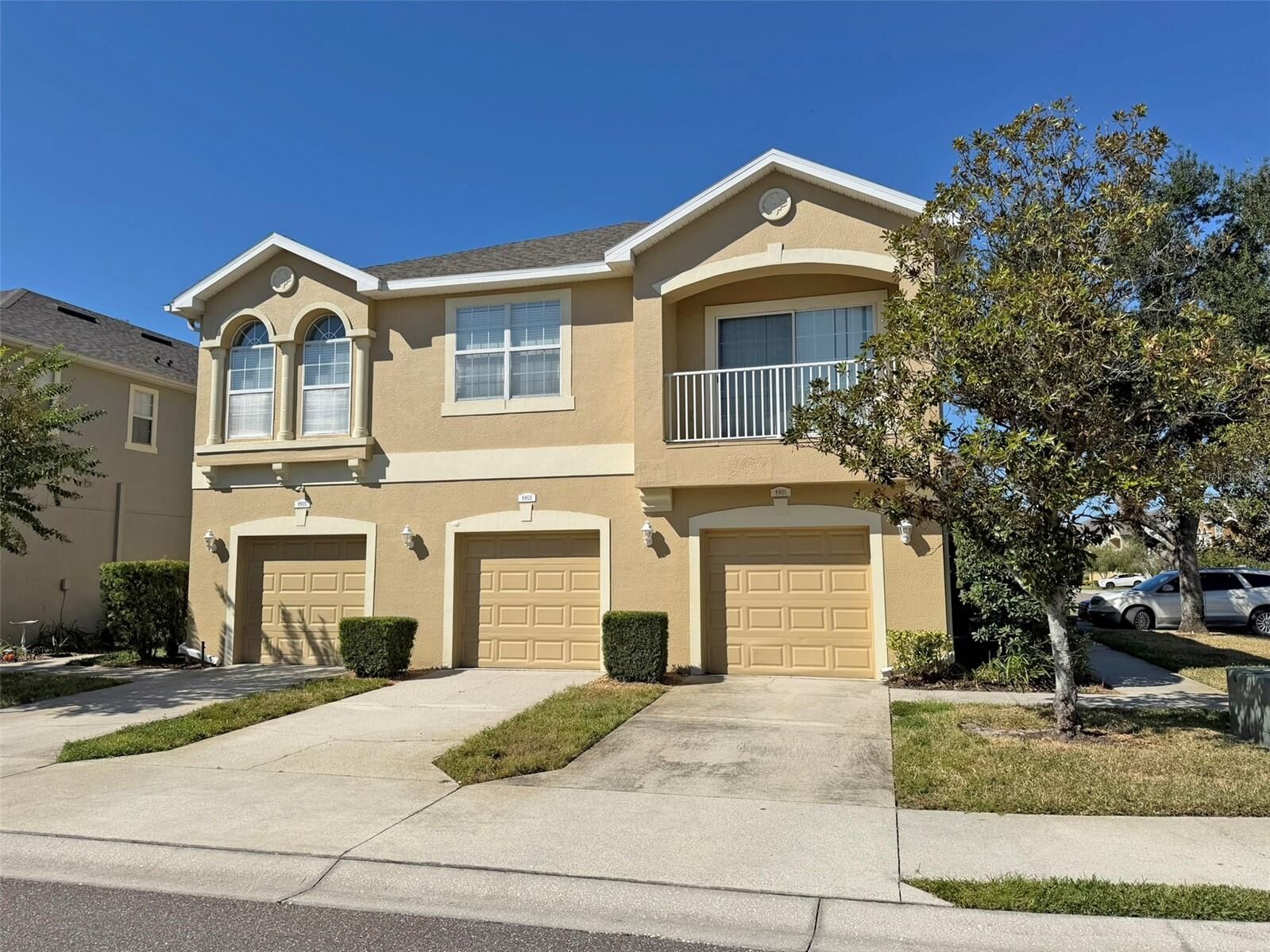 Property Photo: 8903 Moonlit Meadows Loop FL 33578