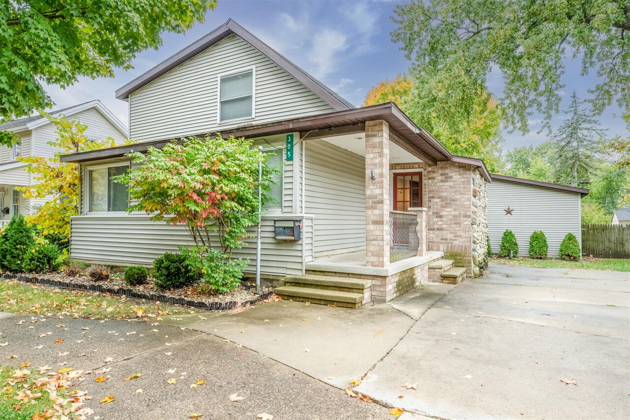 Property Photo:  305 S Main Street  MI 49103 