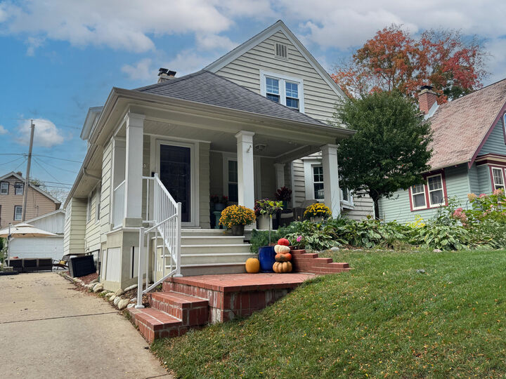 Property Photo:  1753 N 58th St  WI 53208