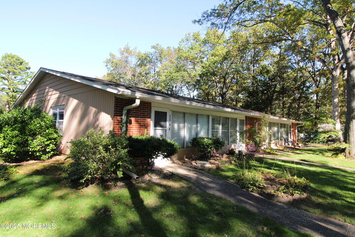 Property Photo:  469A Thornbury Court  NJ 08701