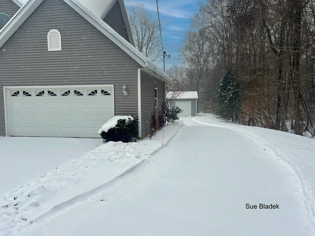 Property Photo:  6814 Dale Court  MI 49408 