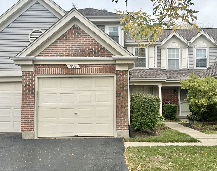 Property Photo: 1234 Churchill Court IL 60089