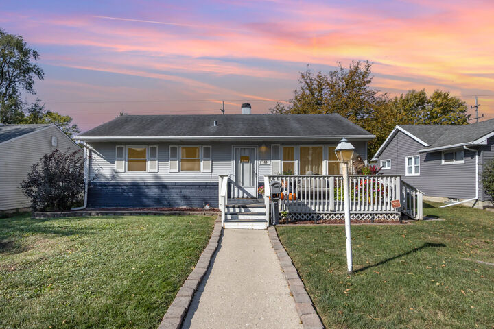 923 Plaza Drive  Joliet IL 60435 photo