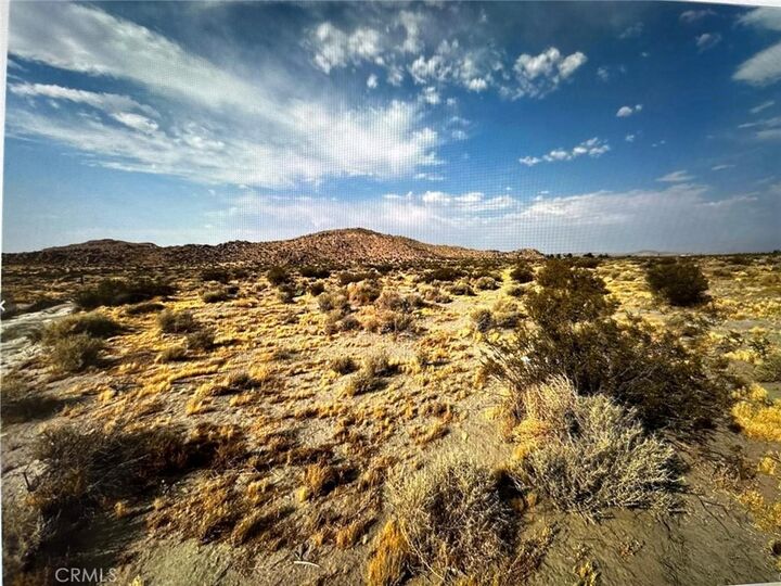 Property Photo: 5 Saint Anthony CA 92301