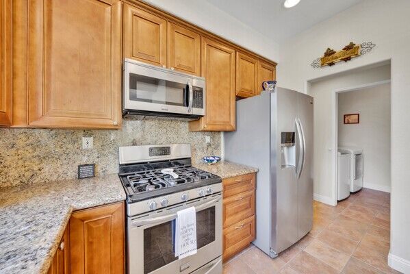 Property Photo: 206 Via Vicini CA 92688