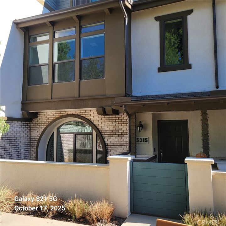 Property Photo:  5315 Bihr  CA 90601