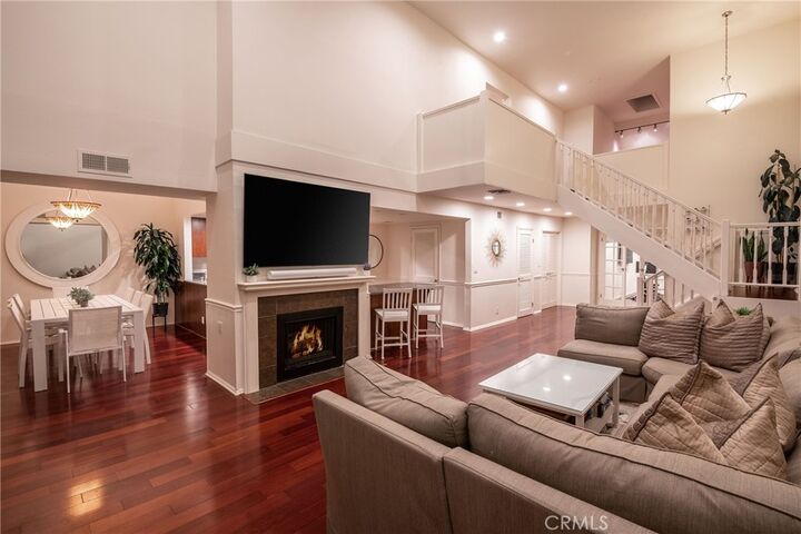 Property Photo:  4350 Via Dolce 311  CA 90292
