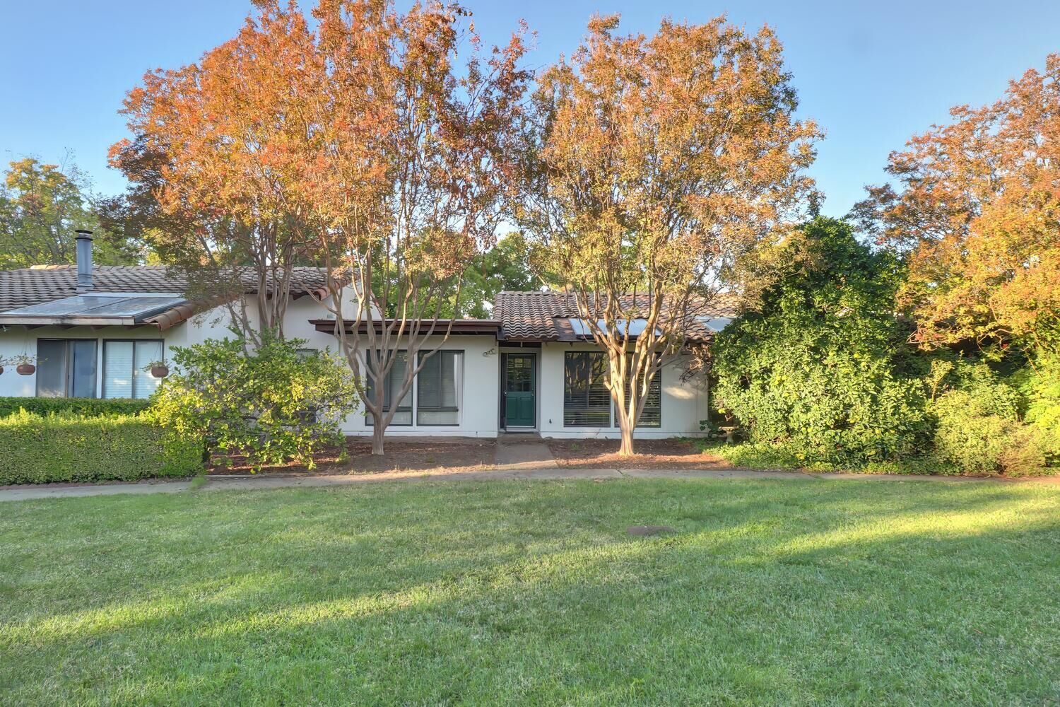 Property Photo: 2526 Overhill Lane CA 95616