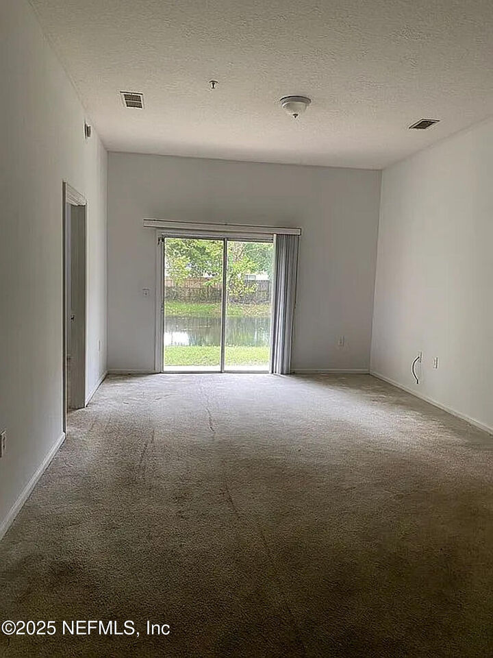 Property Photo: 7920 Merrill Road 1302 FL 32277