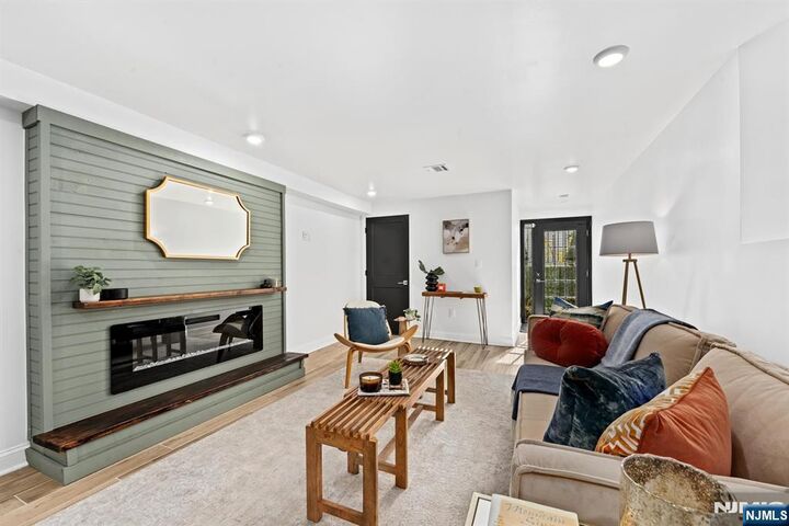 Property Photo:  201 Zabriskie Street 1  NJ 07307