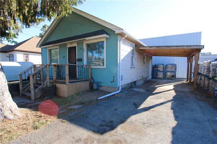 Property Photo: 17 Borden Street ON N3R 5J7
