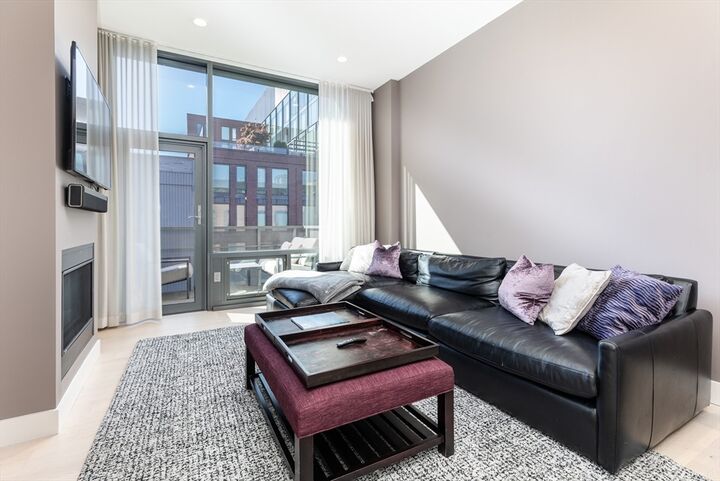 Property Photo: 32 Traveler St Ph8 MA 02118