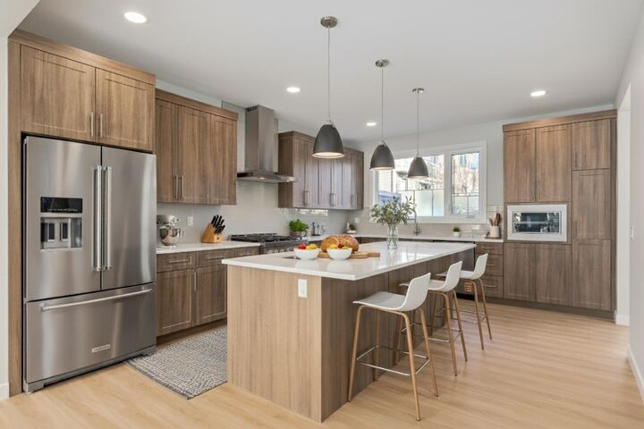 Property Photo: 2516 21 Avenue SW AB T2T 0P6