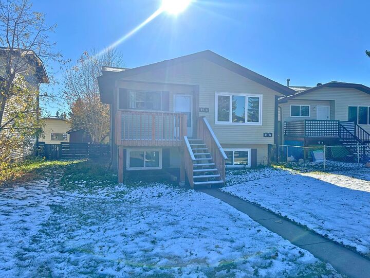 11 Gibson Close  Red Deer AB T4P 2Z3 photo
